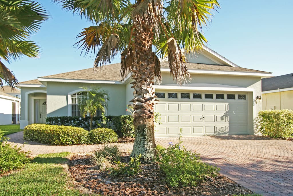 Davenport 4 Bedroom Home near Disney Bungalows for Rent in Davenport