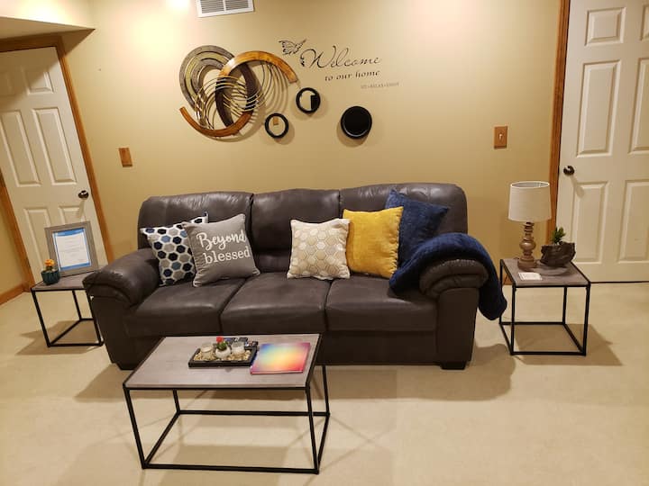 12 Best Airbnb Vacation Rentals In Bloomington, Illinois Updated 2024