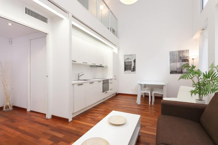Loft Camp Nou by Glasir Homes