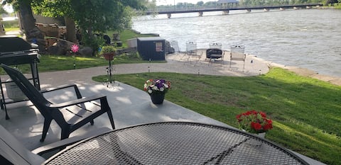 #1 Fox River Retreat #1