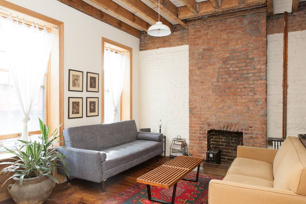 Greenpoint Waterfront Loft Apartments for Rent in Brooklyn, New York