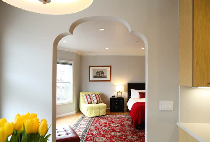 Exquisite Castro Jewel Box, Laundry, Parking - San Francisco, CA
