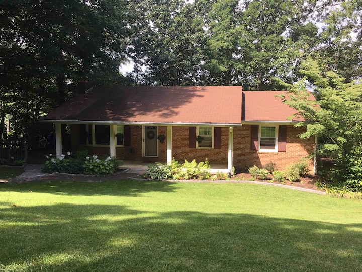 Blacksburg Cabin Rentals Cabins and More Airbnb