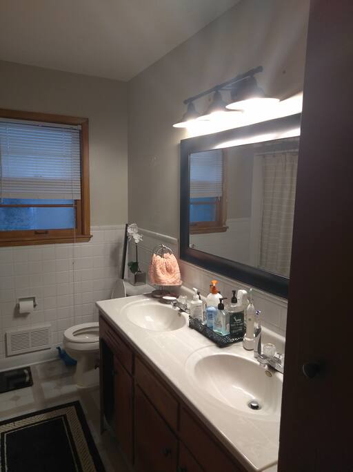 double sink, roomy shower!