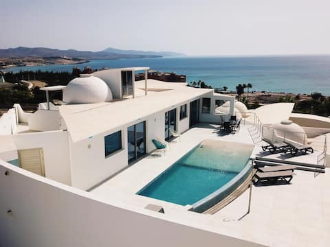 Ozeanian Villa