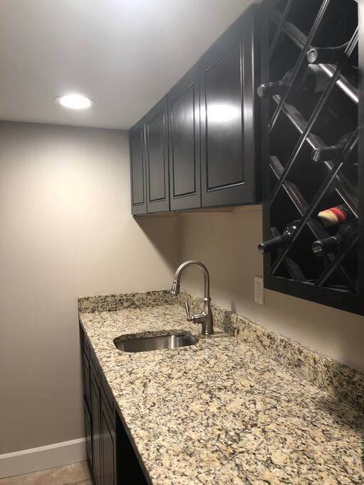 Access to wet bar if wanted.