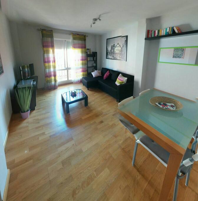 Living-Dinning room / Salon-Comedor