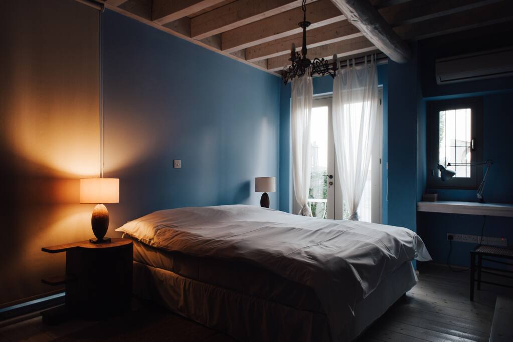 LOULLAKI 2 - BEDROOM