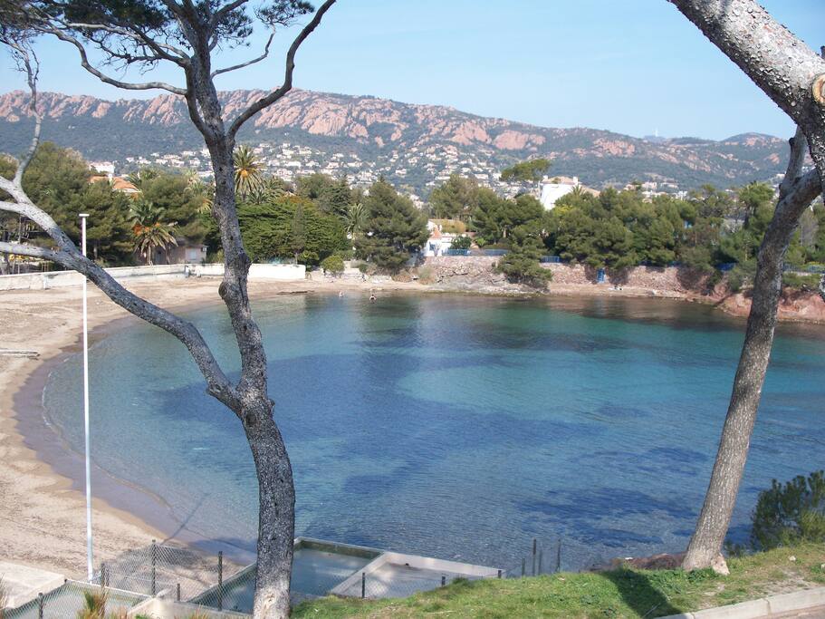 Plage du tiki à 10 minutes en véhicule