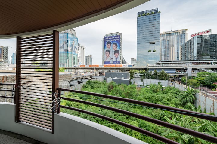 City center 3×2 bedroom units with patio gallery image 3