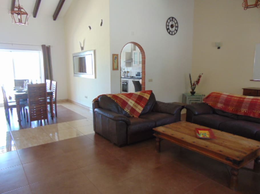 Lounge and dining area