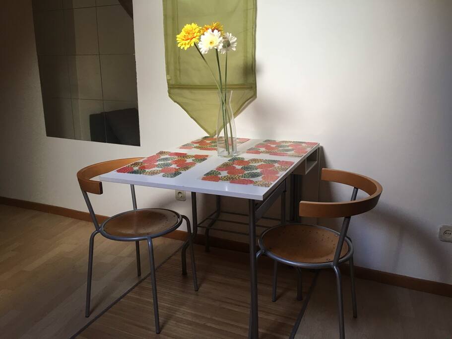 Salon comedor: zona de desayuno