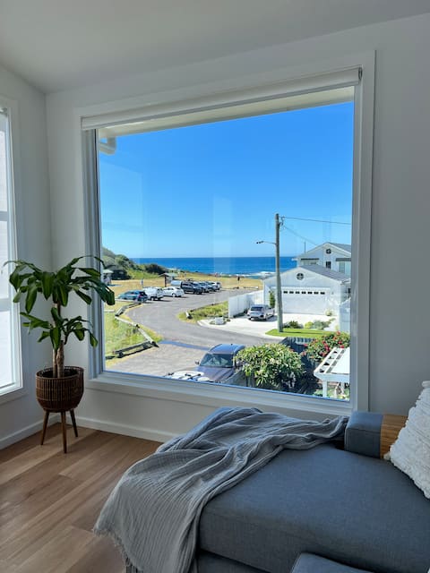 Zala - amazing ocean views & relaxing beach vibes