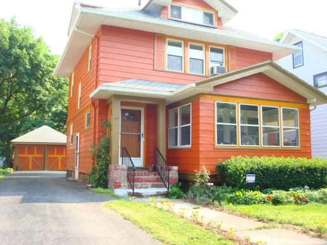 Near UR, RIT, MCC, Erie Canal, Downtown, Airport