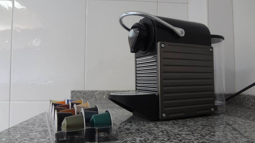 Rooftop 3 bedroom Apartment w/ terrace gallery image 4