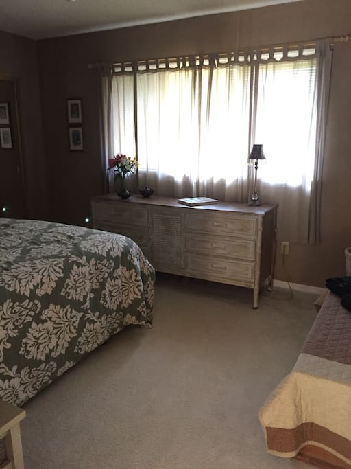 B103 Queen bed.