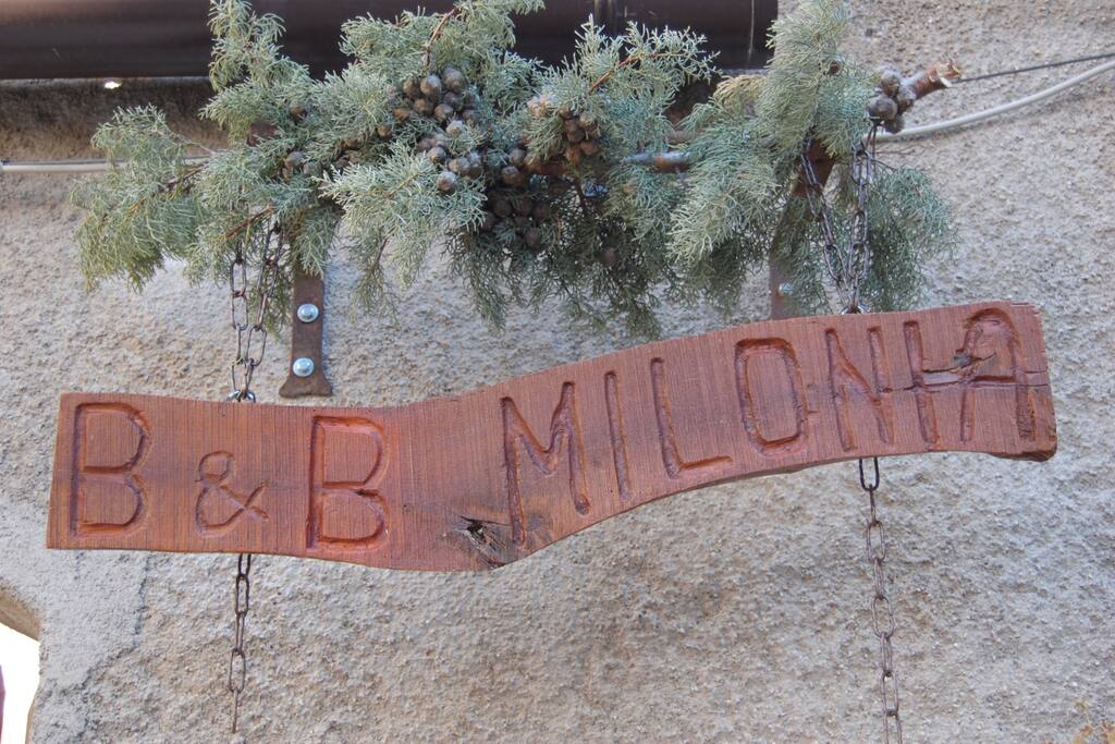 B&B MILONIA