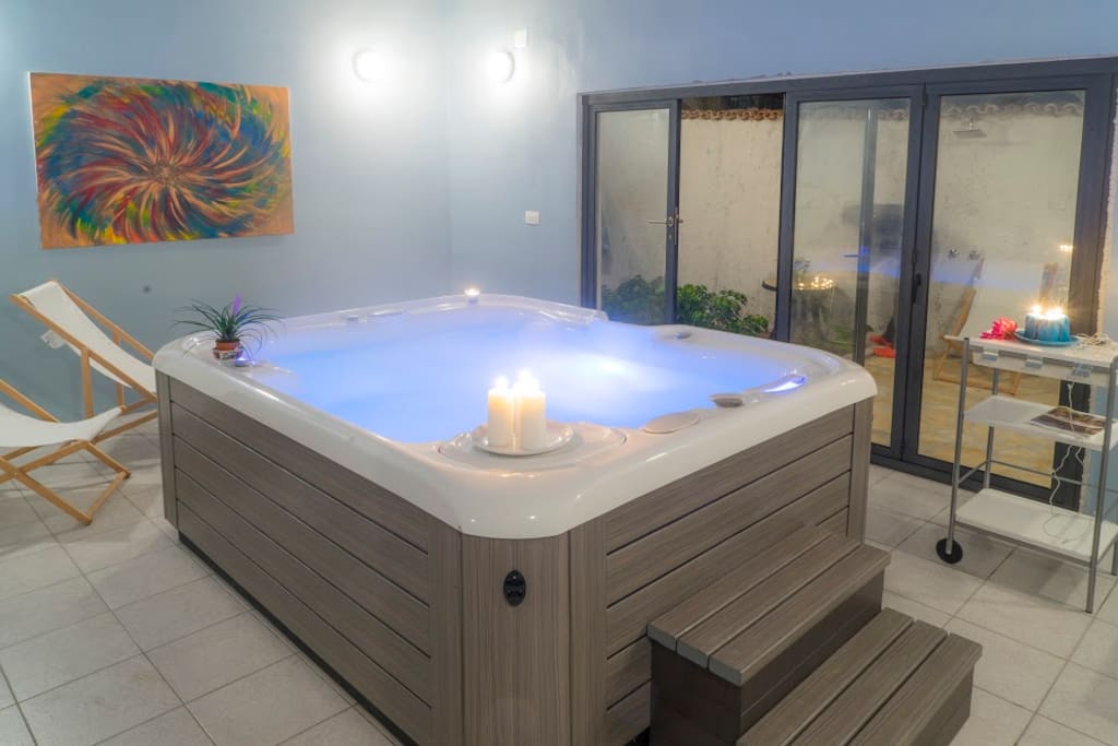 vacation with a massage in the bath
