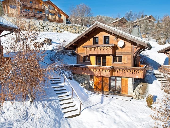 Meribel Les Allues Ski Chalet With Beautiful Views - Saint-Martin-de-Belleville