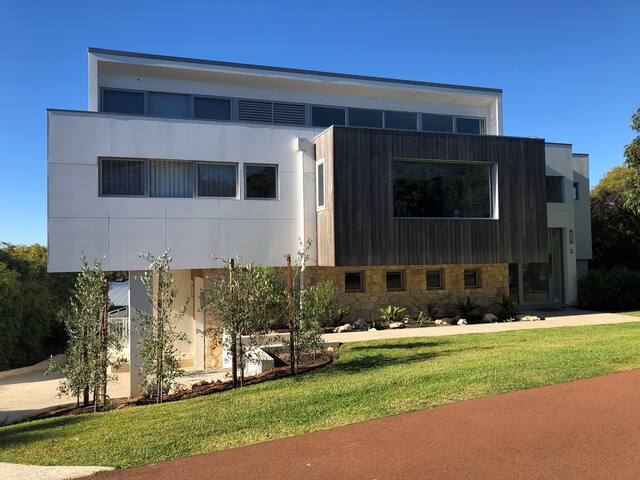 Yallidyll – Caves Ridge, Yallingup gallery image 2