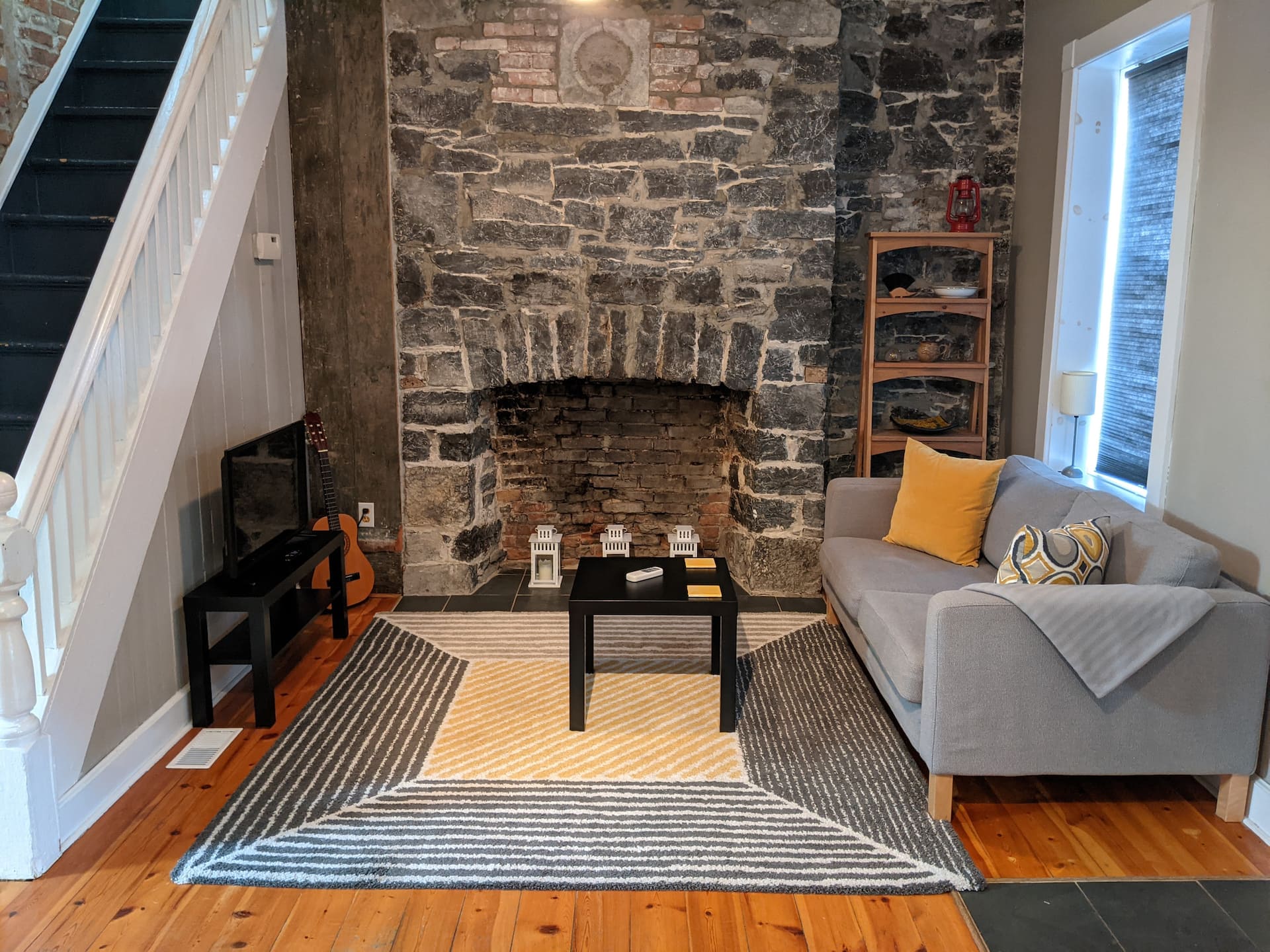 1844 Canada meets IKEA
