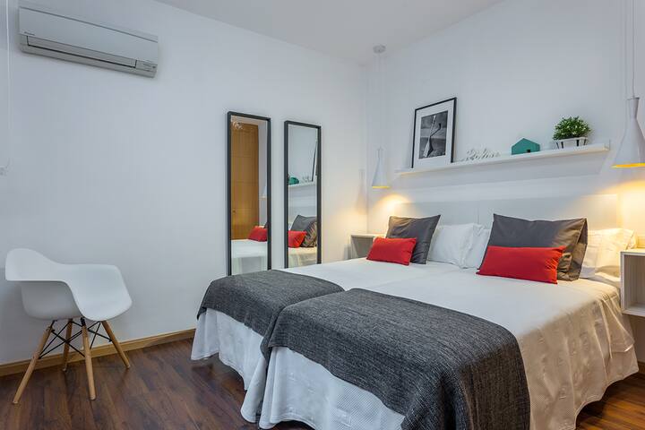 Flat in calle Huertas gallery image 4