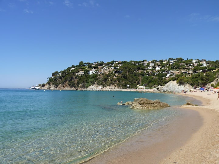 COSTA BRAVA, NATURE & 5 MIN WALK FROM DE BEACH