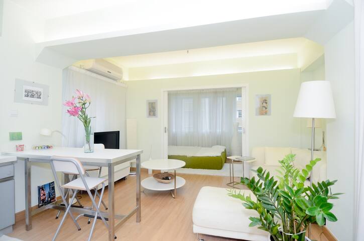 HongKong,Central Bright Double Room