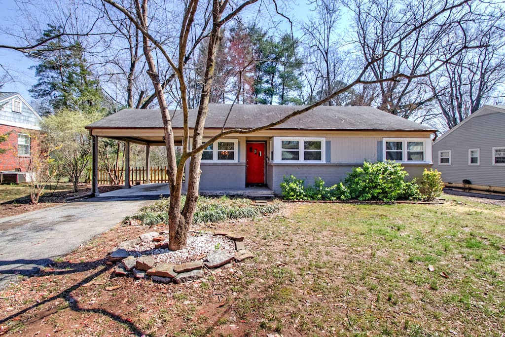 Cozy mid century home