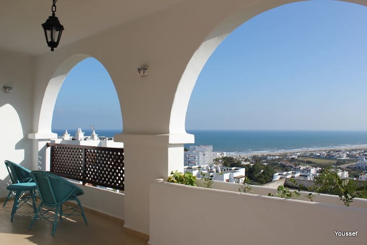 Grand Luxury Apartment Furnished