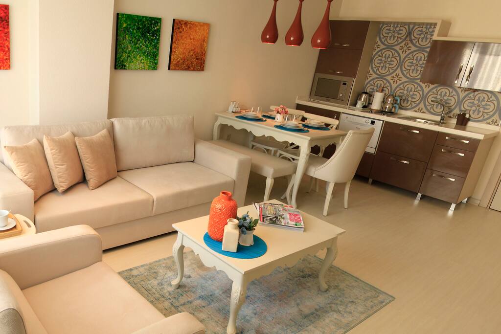 SALON