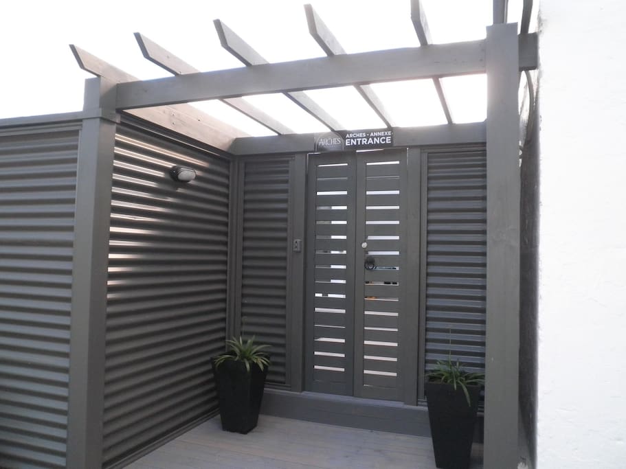 Annexe Private Secure Entrance