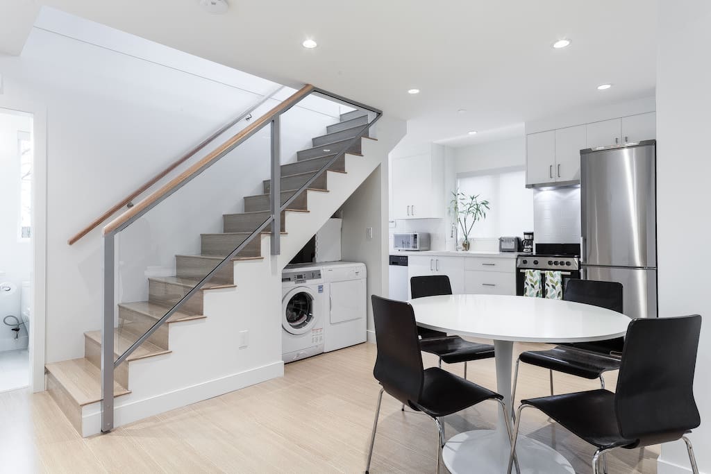 Vancouver Quality Coach House Houses for Rent in Vancouver, British