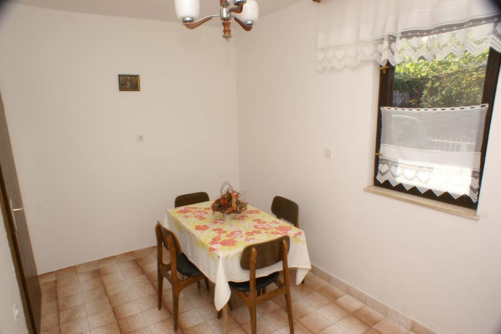 Dining room, Surface: 6 m²