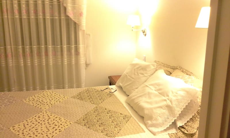 MIRAFLORES, Nice room for rent