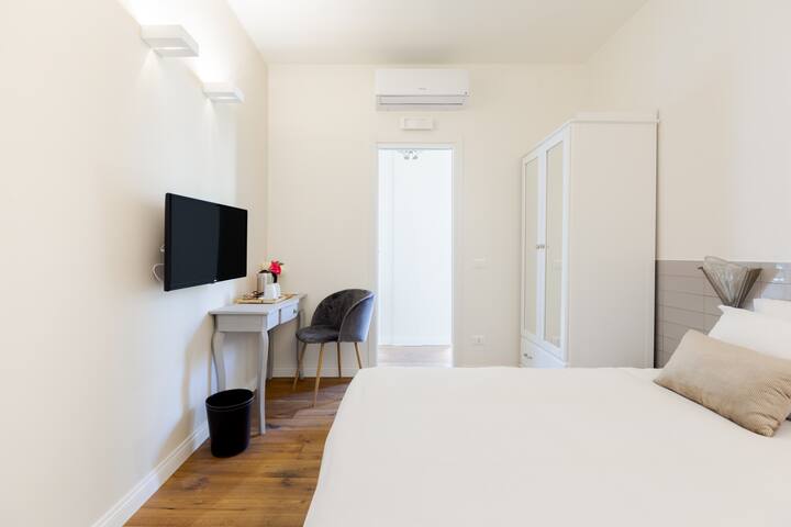 Pantheon casa raffinata con dettagli di lusso gallery image 3