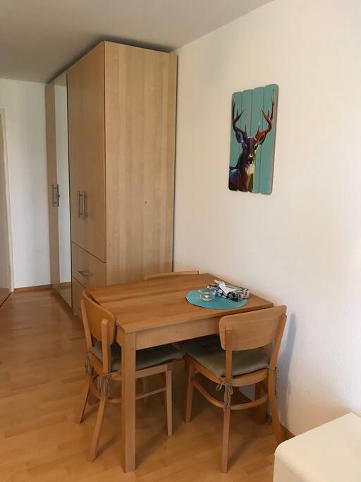 Esstisch/Arbeitsplatz