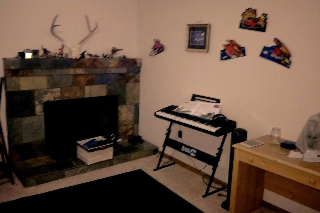 Full bedroom