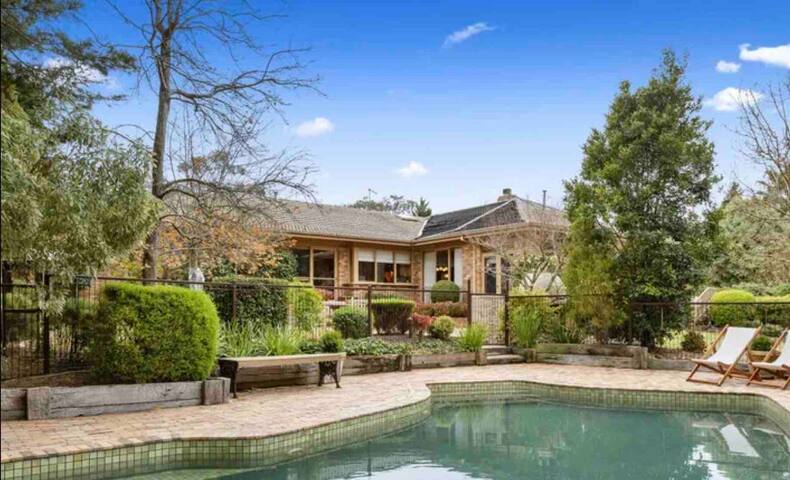 Meribil Retreat gallery image 2