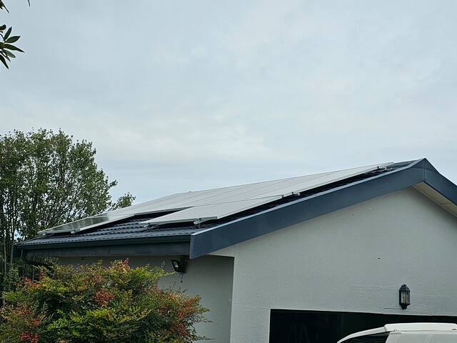 3-Bedroom home with Pool and spectacular view gallery image 4