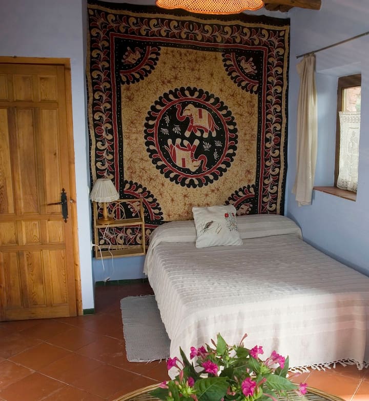 Спалня с двойно легло