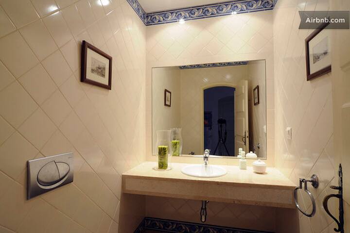 Principe Real Town House gallery image 3