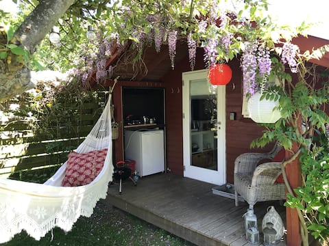 Popular Airbnb listing: Close to forest and beautiful beach at Øresund in Helsingør