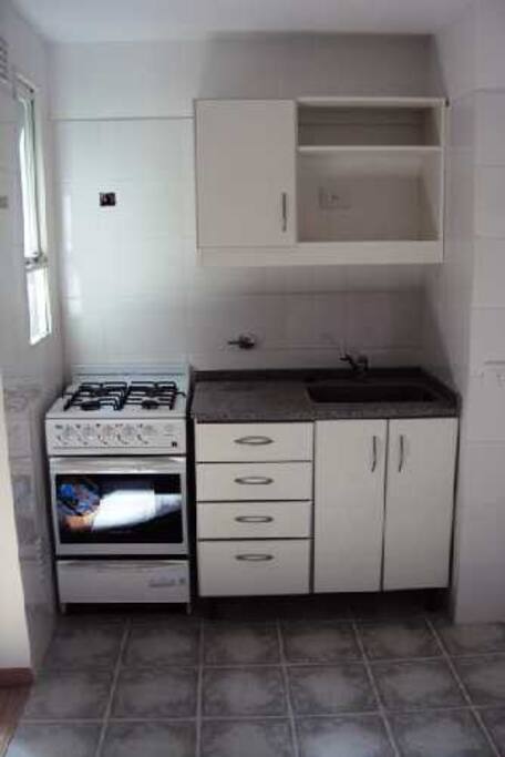 comoda cocina alacena y bajo mesa con marmol mara