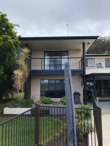 ‘The Mega Entertainer’ gallery image 3