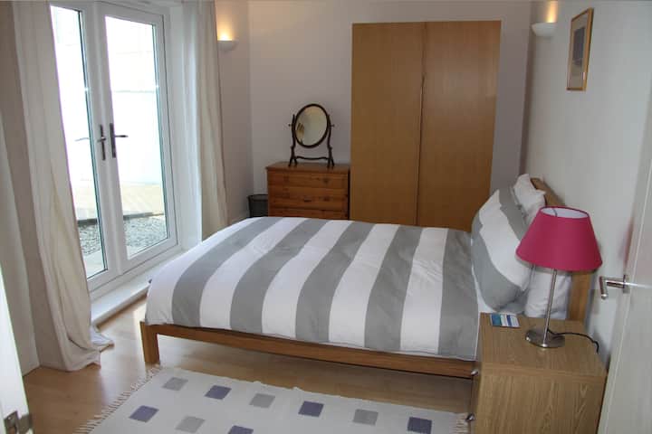 ห้องนอนที่ 5 ชั้นล่าง