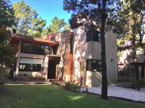 Casa Prana, in the forest of Mar de las Pampas