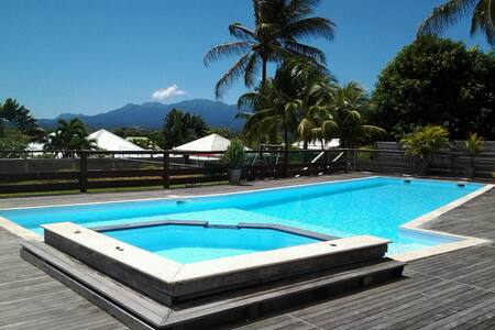 Chambre dans Villa de Standing