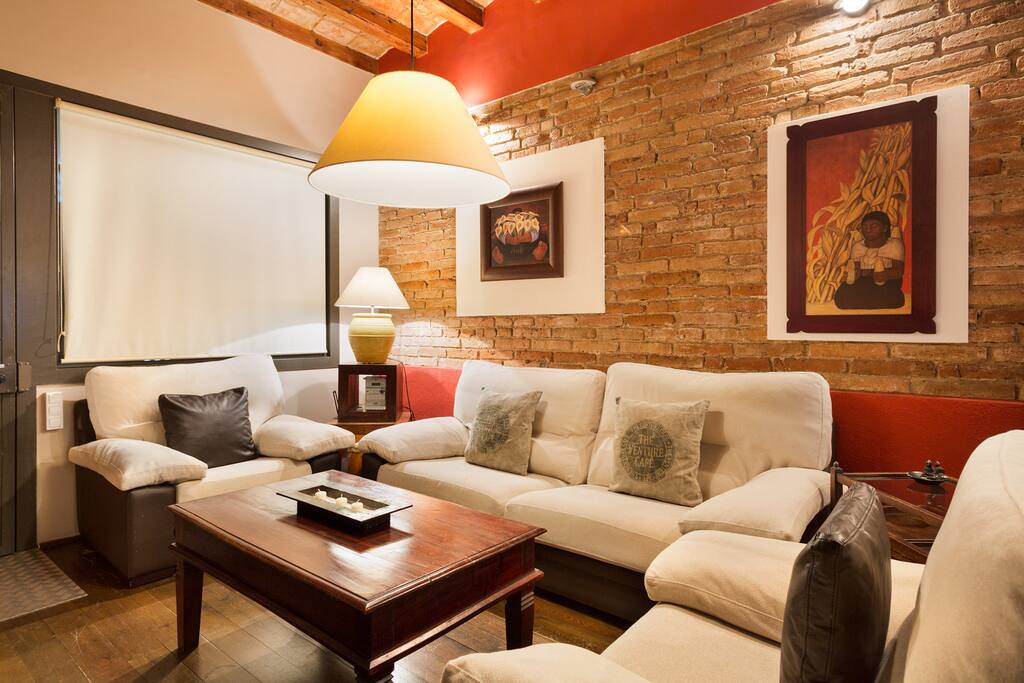 Cozy living room with WIFI, TV, HIFI
