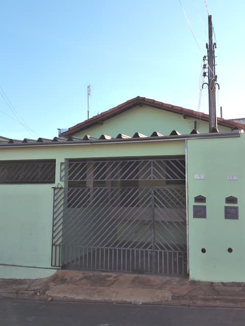 Casa entrada principal Tatuí al lado SP-127 km 113